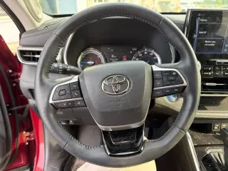 2022 Toyota Highlander Hybrid