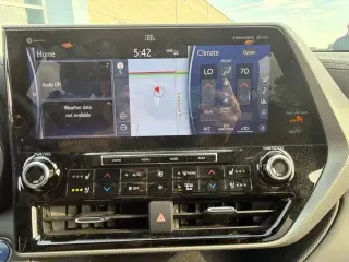 2022 Toyota Highlander Hybrid
