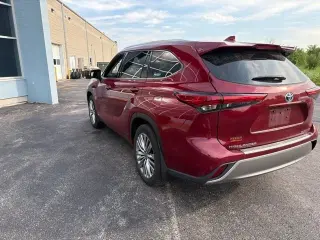 2022 Toyota Highlander Hybrid
