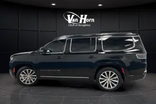 2023 Jeep Grand Wagoneer