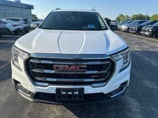2023 GMC Terrain
