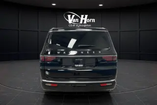 2024 Jeep Wagoneer