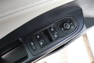 2025 Volkswagen Taos