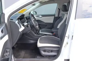 2025 Volkswagen Taos