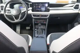 2025 Volkswagen Taos