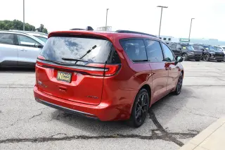 2025 Chrysler Pacifica