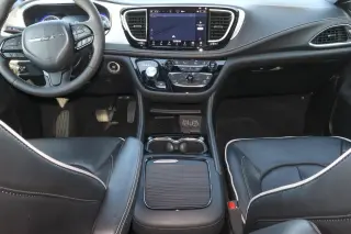 2025 Chrysler Pacifica
