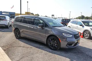 2025 Chrysler Pacifica