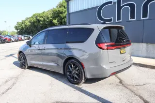 2025 Chrysler Pacifica