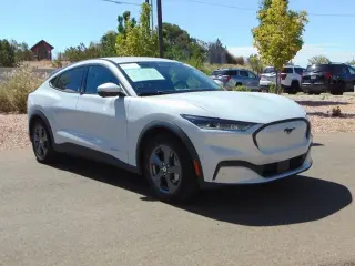 2022 Ford Mustang Mach-E
