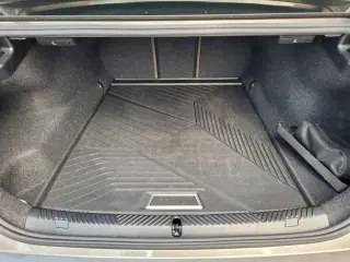 2024 BMW i5