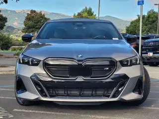 2024 BMW i5