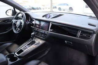 2020 Porsche Macan