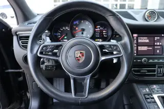 2020 Porsche Macan