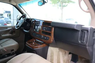 2014 GMC Savana Cargo Van