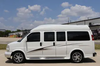 2014 GMC Savana Cargo Van