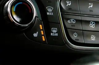 2021 Chevrolet Traverse AWD LT Leather