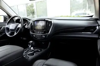 2021 Chevrolet Traverse AWD LT Leather