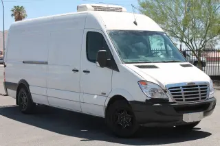 2008 Freightliner Sprinter se traduce como 

Camión Freightliner Sprinter del año 2008