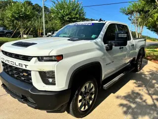 2023 Chevrolet Silverado 2500HD Custom Crew Cab Long Box 4WD