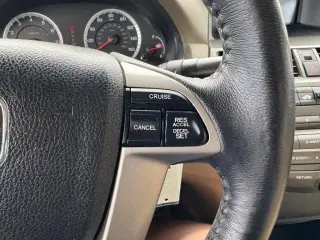 2010 Honda Accord EX-L V-6 Sedan AT