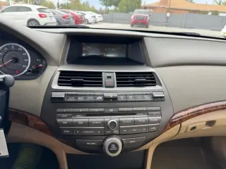 2010 Honda Accord EX-L V-6 Sedan AT