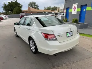 2010 Honda Accord EX-L V-6 Sedan AT