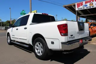 2012 Nissan Titan 2WD Crew Cab SWB SV