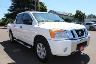 2012 Nissan Titan 2WD Crew Cab SWB SV