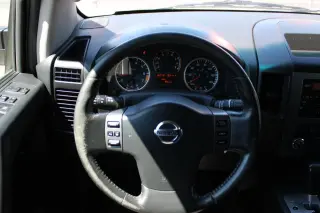 2012 Nissan Titan 2WD Crew Cab SWB SV