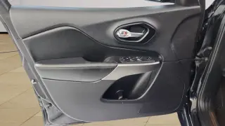 2022 Jeep Cherokee