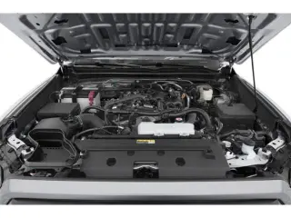 Toyota Tacoma 2025 4x4 SR5 4dr Double Cab 5.0 ft SB