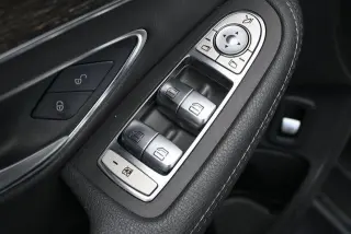 Mercedes-Benz C-Class 2019 C 300 4dr Sedan