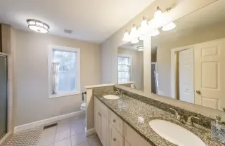 2Bed 2Bath Home in Atlanta, GA