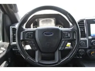 Ford F-150 2016 4x4 XLT 4dr SuperCrew 6.5 ft. SB