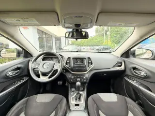 Jeep Cherokee 2014 4x4 Sport 4dr SUV