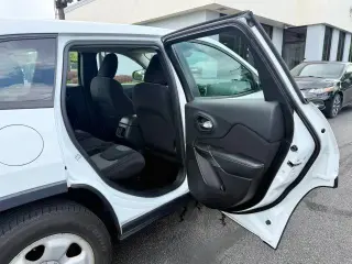 Jeep Cherokee 2014 4x4 Sport 4dr SUV