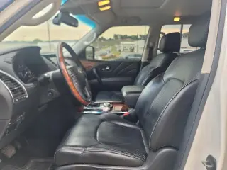 INFINITI QX80 2017 AWD 4dr SUV