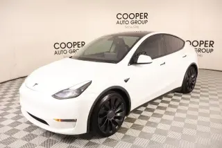 Tesla Model Y 2022 AWD Performance 4dr Crossover