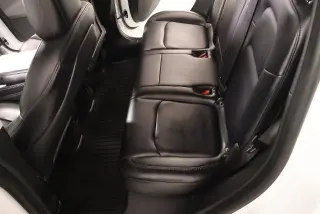 Tesla Model Y 2022 AWD Performance 4dr Crossover