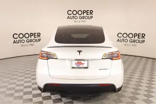Tesla Model Y 2022 AWD Performance 4dr Crossover