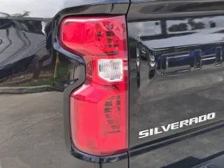 Chevrolet Silverado 1500 2025 4x2 Custom 4dr Crew Cab 5.8 ft. SB