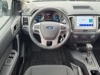Ford Ranger 2022 4x2 XL 4 puertas SuperCrew caja corta de 5.1 pies