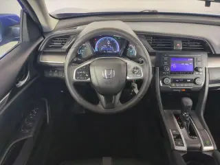 Honda Civic 2021 LX Sedán de 4 puertas