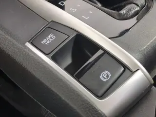 Honda Civic 2021 LX Sedán de 4 puertas