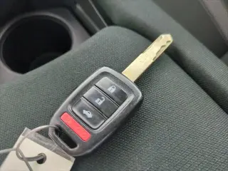 Honda Civic 2021 LX Sedán de 4 puertas