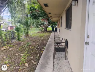 Propiedad para alquilar con 2 dormitorios y 2 baños en Dania