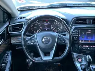 2017 Nissan Maxima Platinum Se