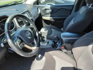 Jeep Cherokee 2018