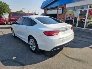 2015 CHRYSLER 200